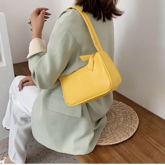 Hobo Small Yellow Bag Cute Purse Women Handbag - Picture 2 of 7